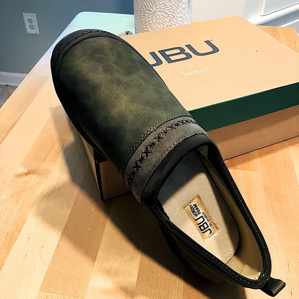 *NEW Olive Green JBU Becca Slip-Ons